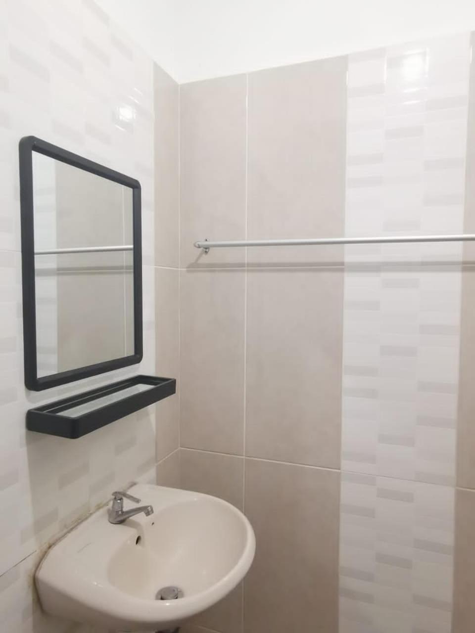 Queen Room Bukit Mertajam Alma Impian Luaran gambar